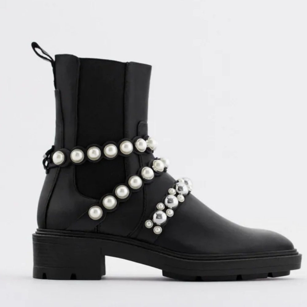 New with tags Zara Chelsea leather jeweled boots